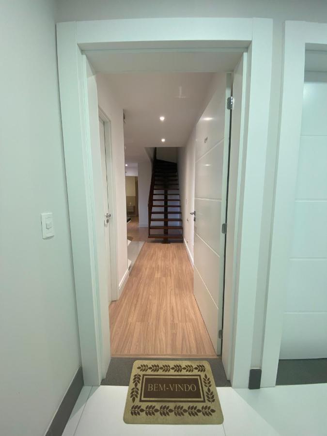 Duplex Novo, Com 02 Suites, Para 06 Pessoas, E 02 Vagas De Garagem Канела Екстериор снимка